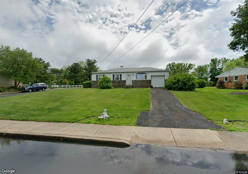 114 W 2nd St, Red Hill, PA 18076 - photo 1