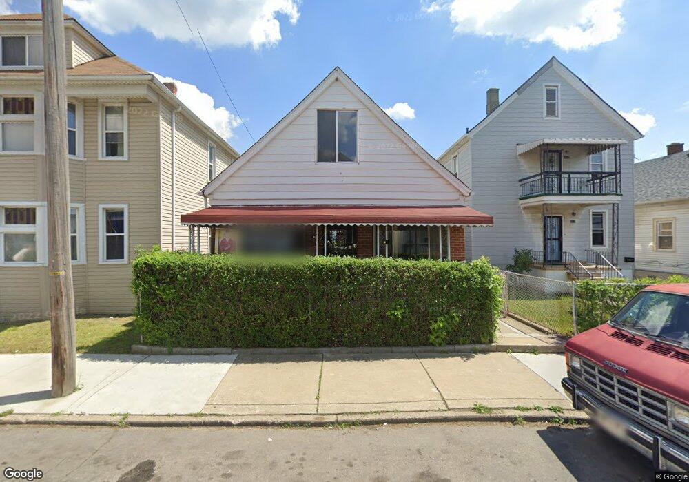 2626 Commor St, HamtraMcK, MI 48212 - photo 1