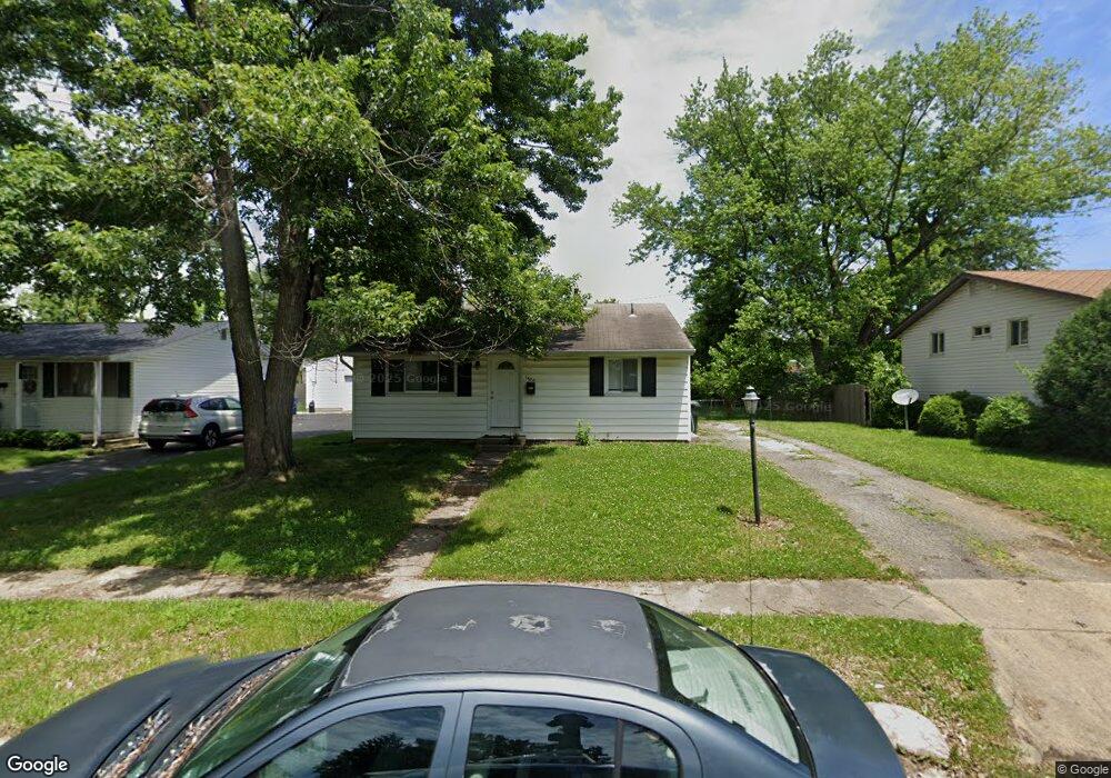 1400 Chesterton Square S, Columbus, OH 43229 - photo 1