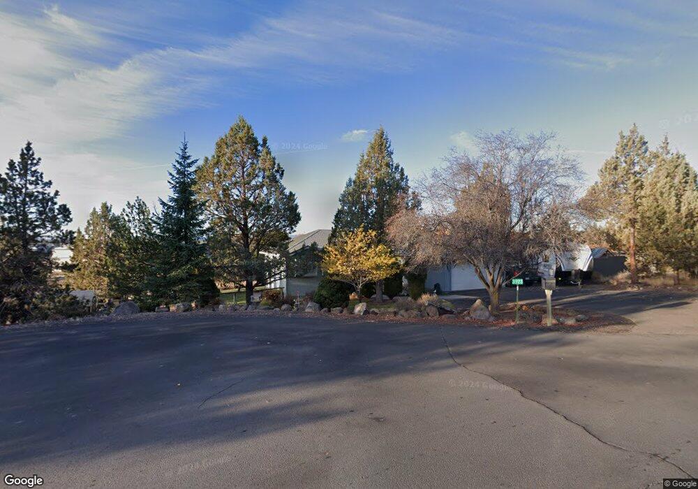 3923 SW 36th St, Redmond, OR 97756 - photo 1