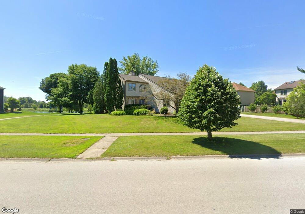 218 W Bailey Rd, Naperville, IL 60565 - photo 1