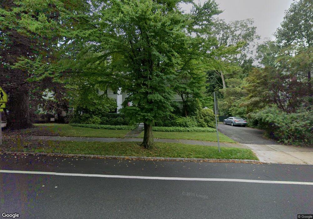 11 Hilltop Rd, Mendham, NJ 07945 - photo 1