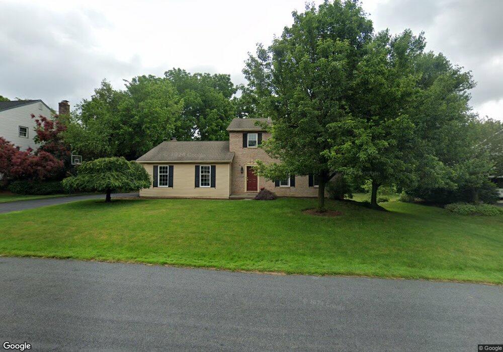1445 Country Club Rd, Allentown, PA 18106 - photo 1