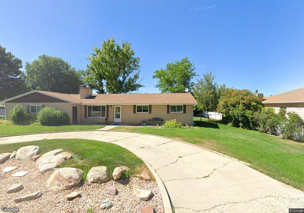 2764 W Fahnian Cir, West Jordan, UT 84088 - photo 1