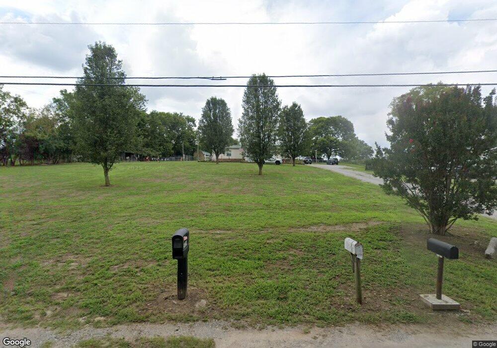 525 Hughley Ln, Harrodsburg, KY 40330 - photo 1