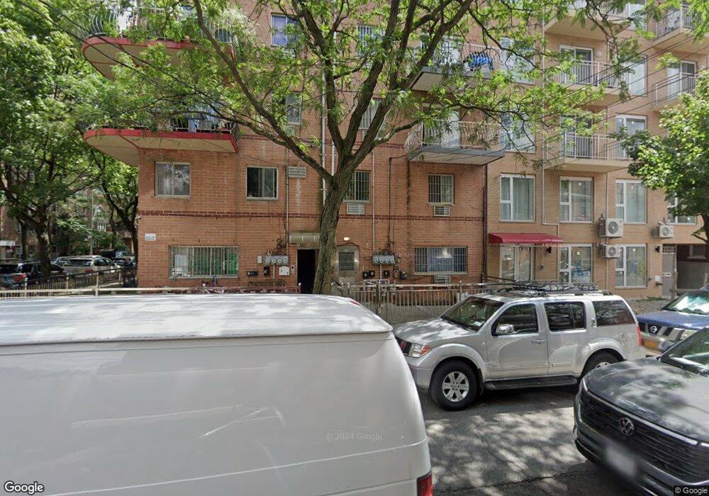 9018 Whitney Ave, Elmhurst, NY 11373 - photo 1