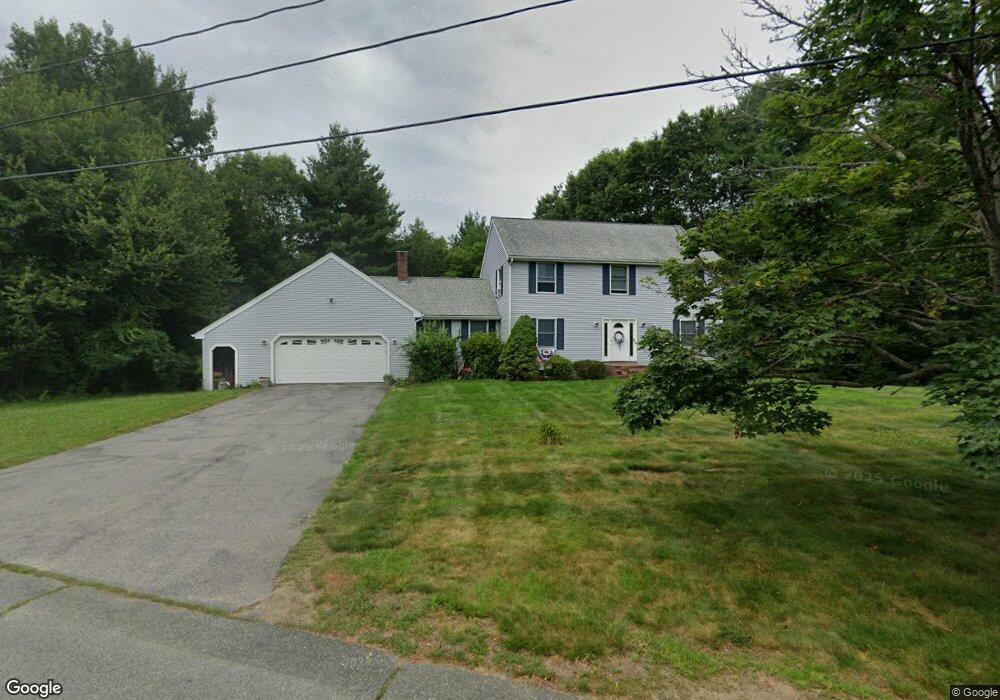 7 Robin Rd, Whitman, MA 02382 - photo 1