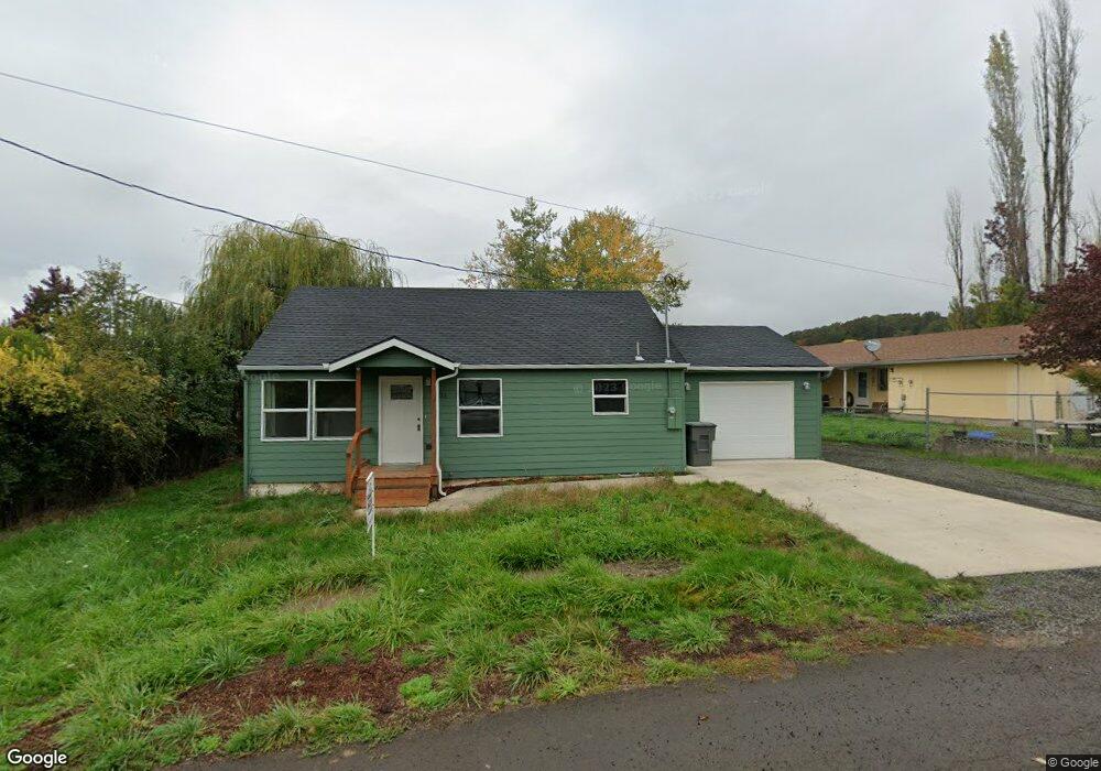726 Center (Price Reduc), Sheridan, OR 97378 - photo 1