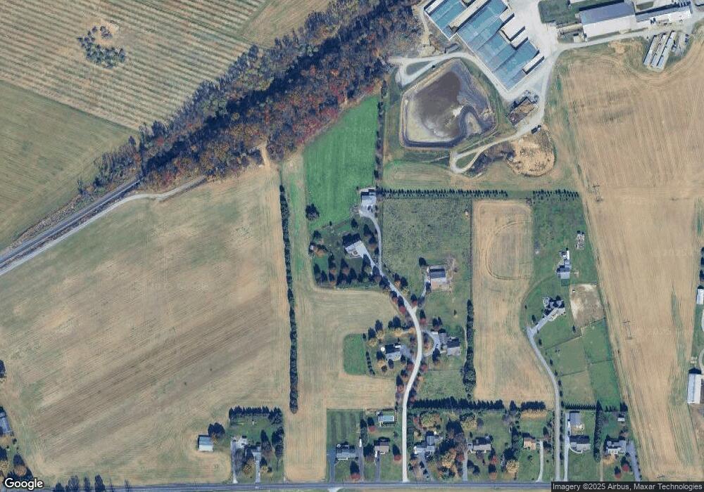 2701 Grand Point Rd, Chambersburg, PA 17202 - photo 1