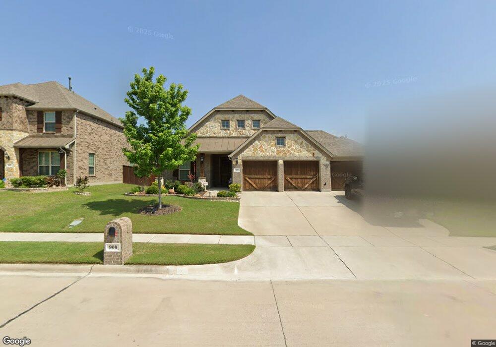 909 Redwood Ct, Wylie, TX 75098 - photo 1