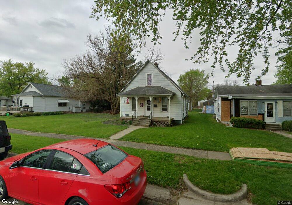 1225 Pekin St, Lincoln, IL 62656 - photo 1