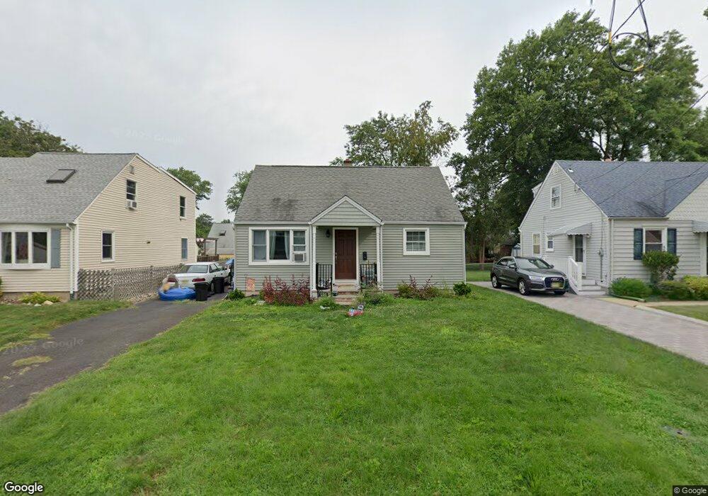 533 Howard Ave, Middlesex, NJ 08846 - photo 1