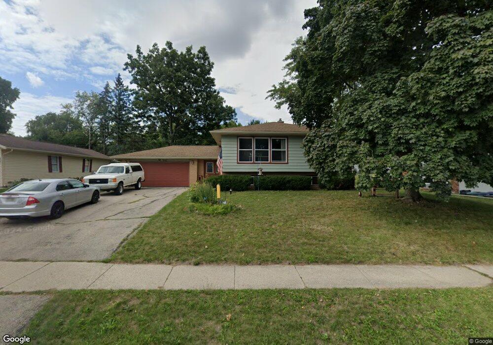 256 Waterman St, Oregon, WI 53575 - photo 1