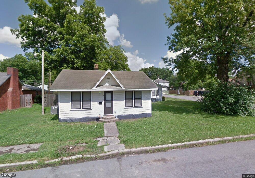 909 S Maple St, Stuttgart, AR 72160 - photo 1