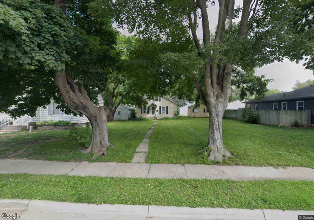 813 S 1st Ave, Albert Lea, MN 56007 - photo 1