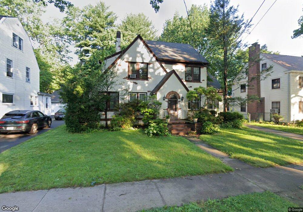 114 Colony Rd, New Haven, CT 06511 - photo 1