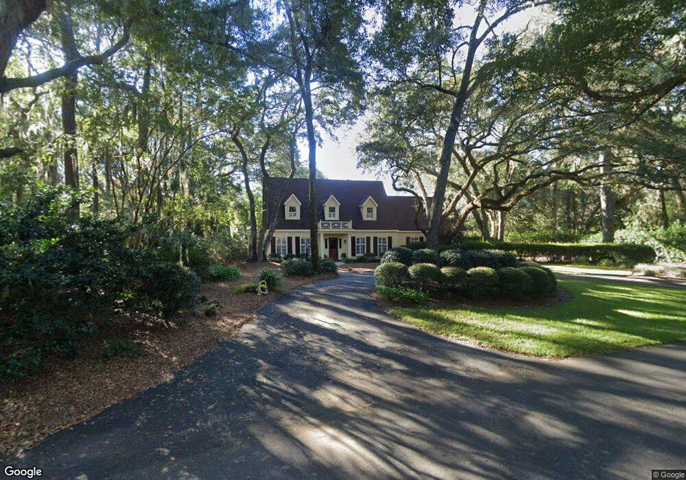 205 Five Pounds Rd, Saint Simons Island, GA 31522 - photo 1