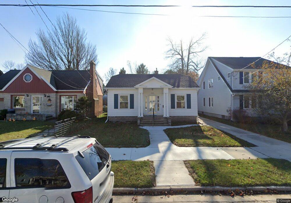 1821 28th St, Two Rivers, WI 54241 - photo 1