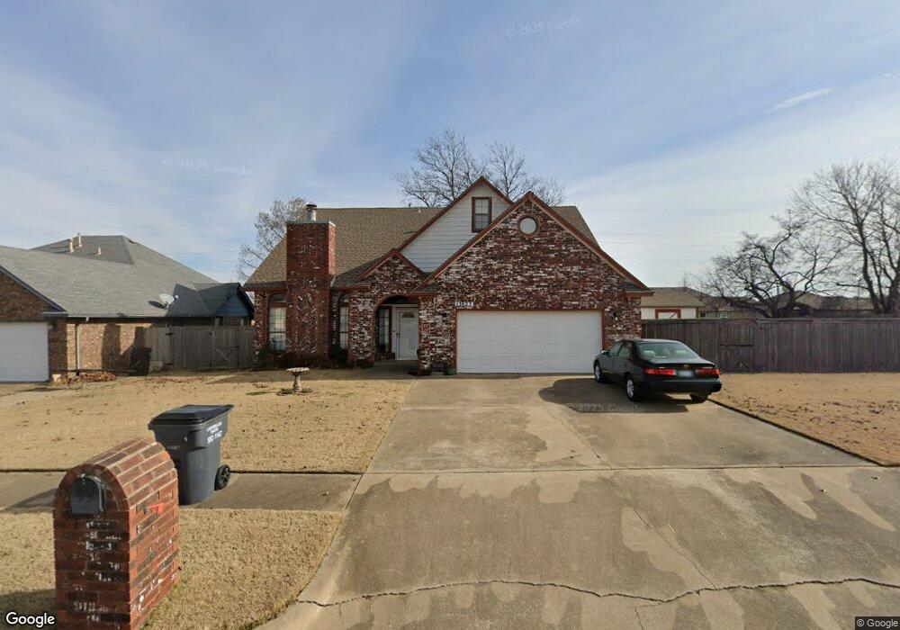 13823 S Poplar Place, Glenpool, OK 74033 - photo 1