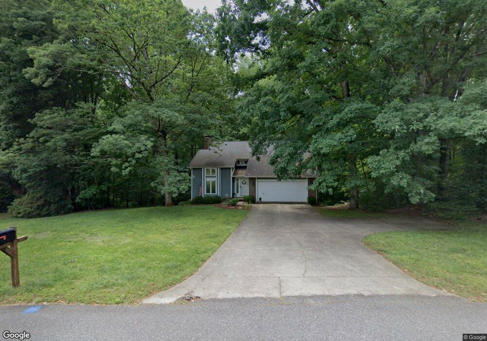 131 Eastwood Dr, Statesville, NC 28625 - photo 1