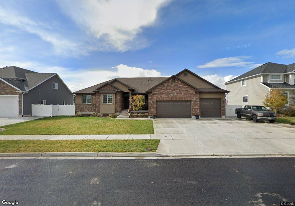 688 S 1575 W, Layton, UT 84041 - photo 1