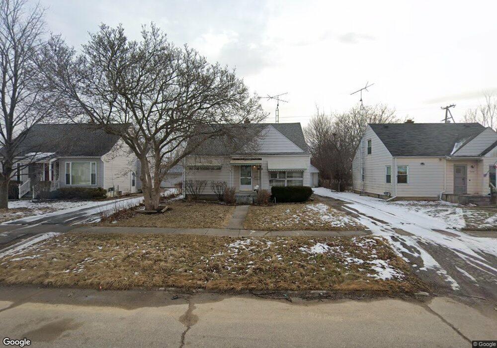 3701 Comanche Ave, Flint, MI 48507 - photo 1