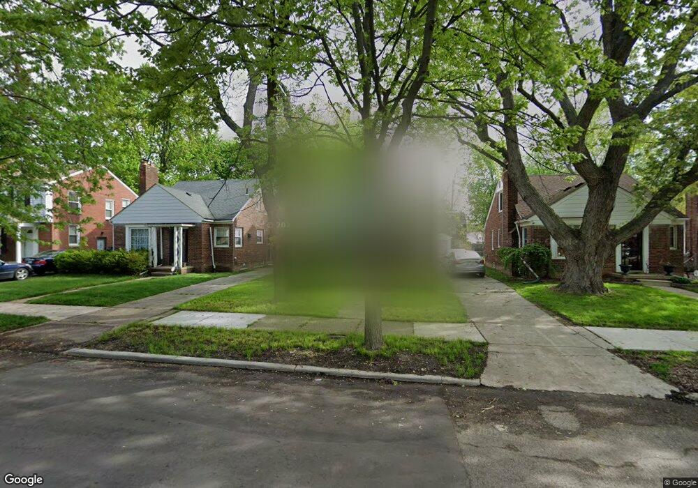 6008 Hillcrest St, Grosse Pointe, MI 48236 - photo 1