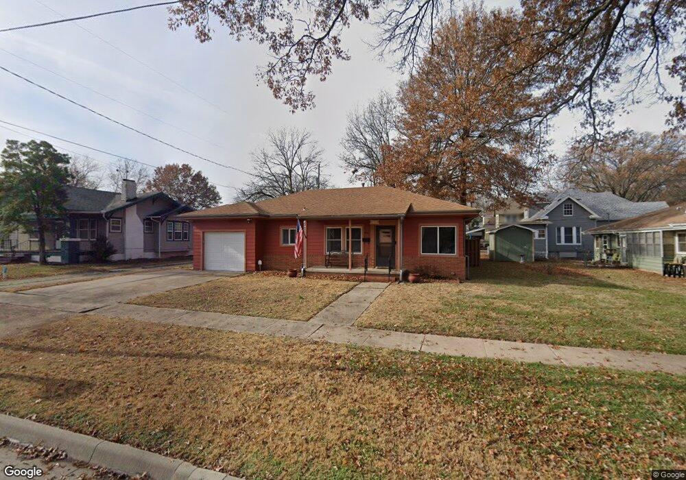 605 S 13th St, Parsons, KS 67357 - photo 1