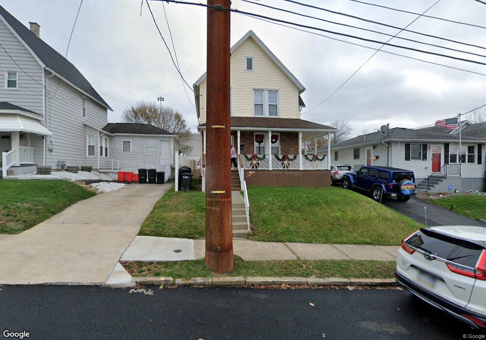 122 E Grove St, Dunmore, PA 18510 - photo 1