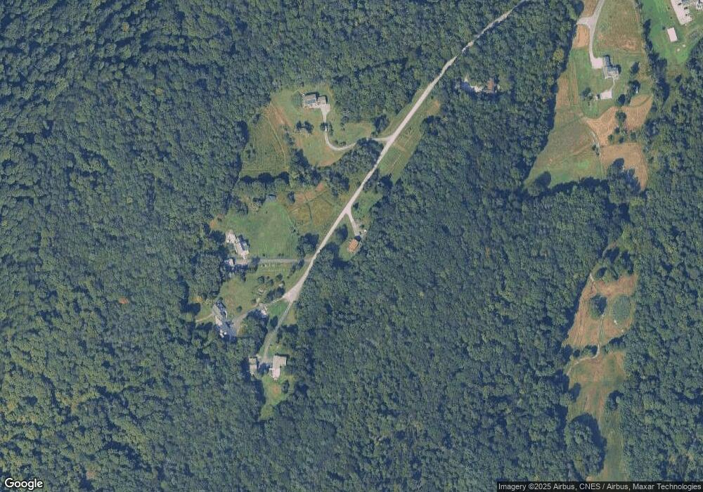 54 White Pine Rd, Fairfax, VT 05454 - photo 1