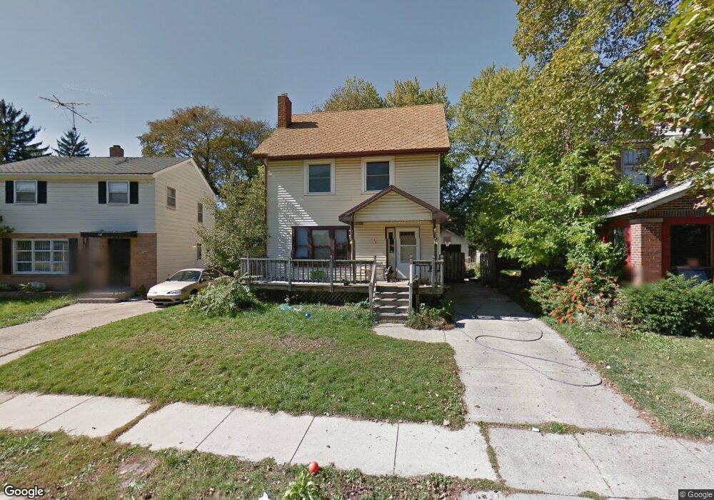 543 Kirby Dr, Lansing, MI 48915 - photo 1