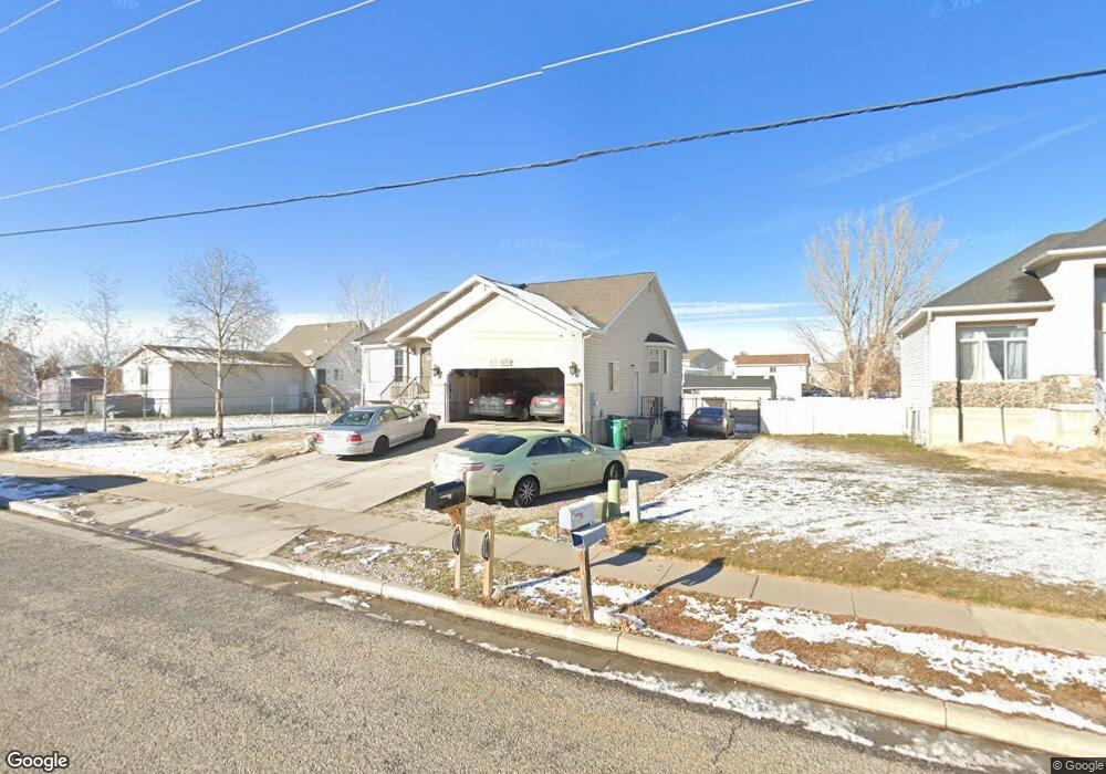 4064 W 4800 S unit 2, Roy, UT 84067 - photo 1