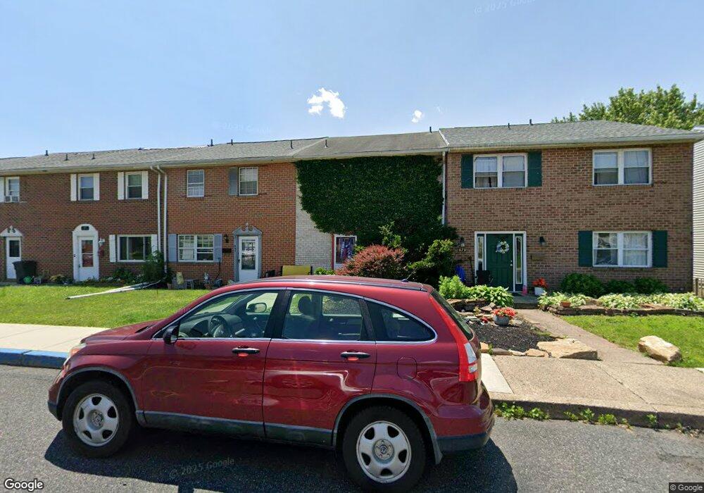 669 Jefferson St, Red Hill, PA 18076 - photo 1