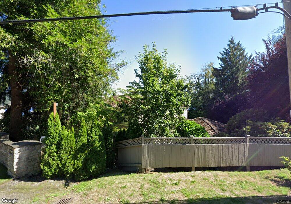 7936 E Mercer Way, Mercer Island, WA 98040 - photo 1