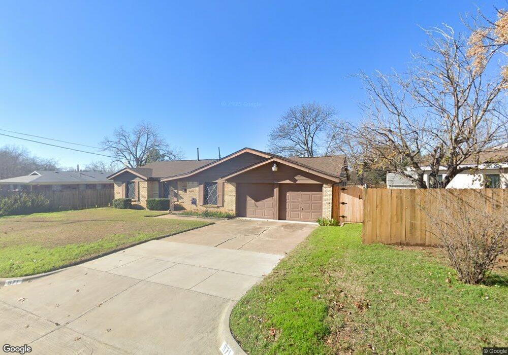 871 Dora St, Bedford, TX 76022 - photo 1