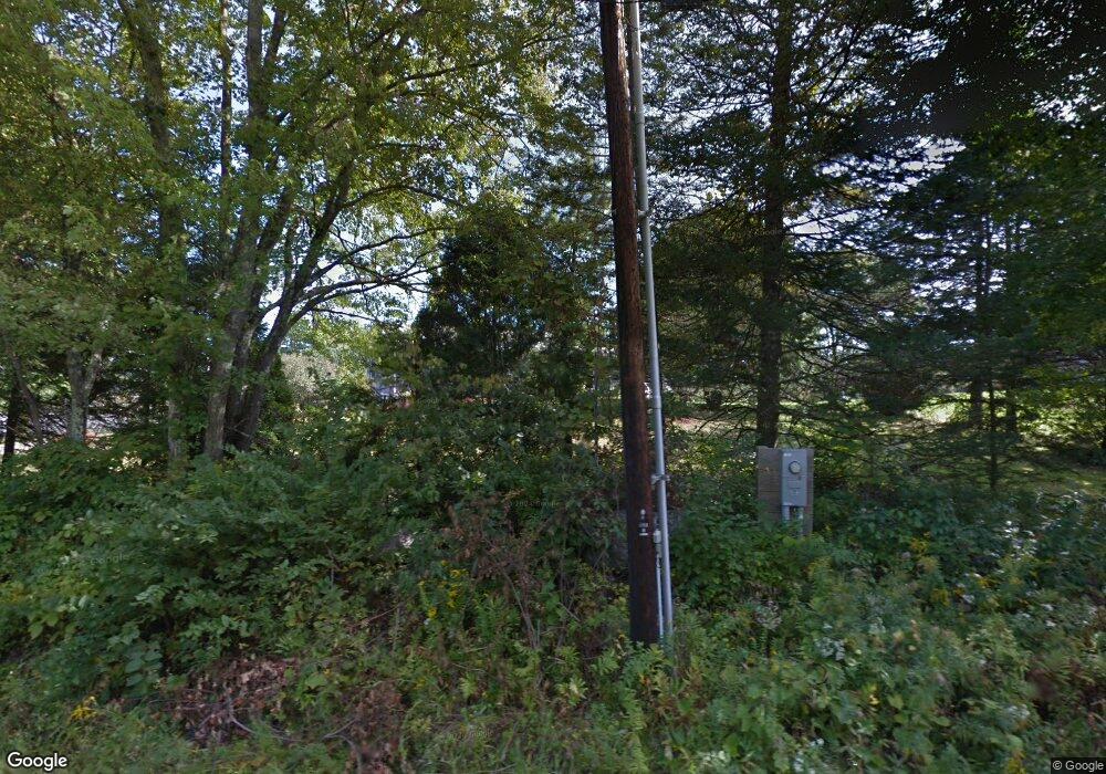 181 N Pembroke Rd, Epsom, NH 03234 - photo 1