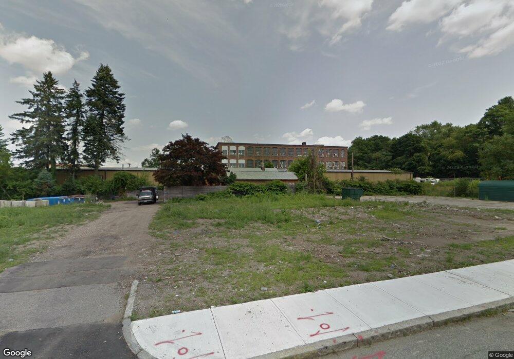 4 Carson Ct, Worcester, MA 01603 - photo 1