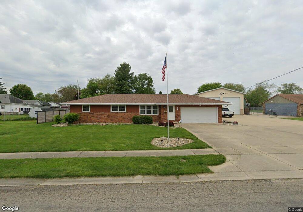 713 N 31st St, Mattoon, IL 61938 - photo 1