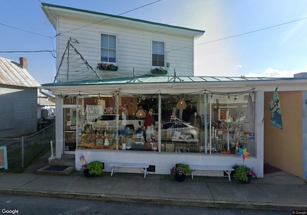 116 Hawthorn St, Colonial Beach, VA 22443 - photo 1