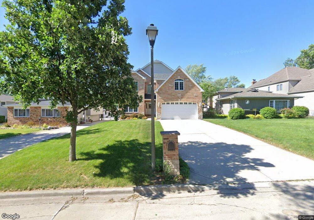 585 W Lorraine Ave, Elmhurst, IL 60126 - photo 1