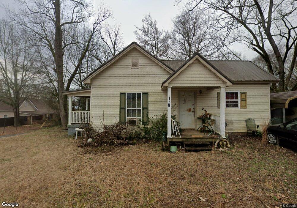 139 Cross St, Maysville, GA 30558 - photo 1