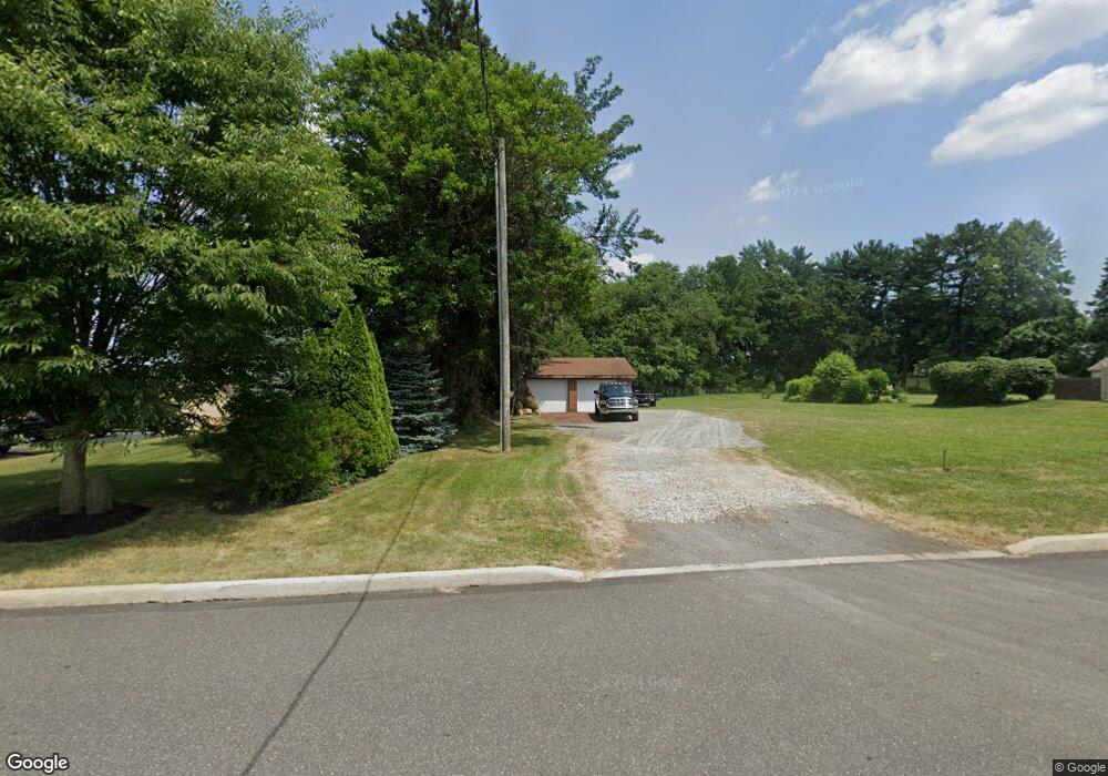 721 N Brookside Rd, Allentown, PA 18106 - photo 1