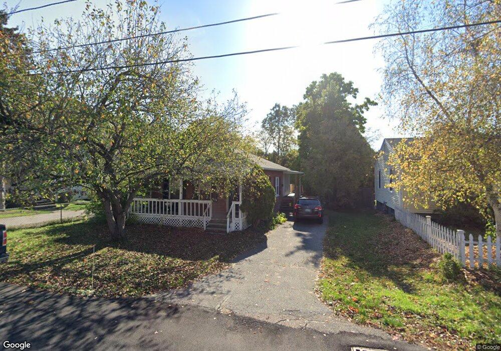 33 Jackson St, Essex Junction, VT 05452 - photo 1