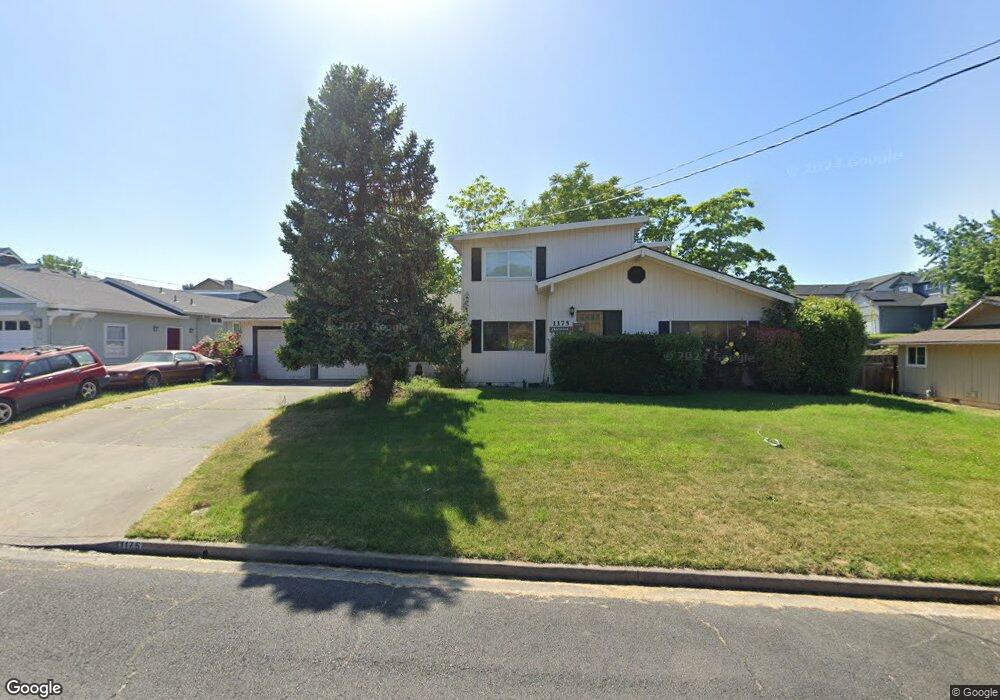 1175 Valley View Dr, Medford, OR 97504 - photo 1