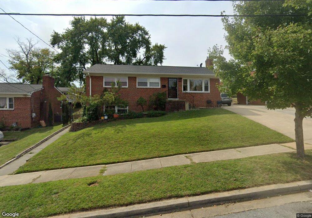 911 Linwood St, Hyattsville, MD 20783 - photo 1