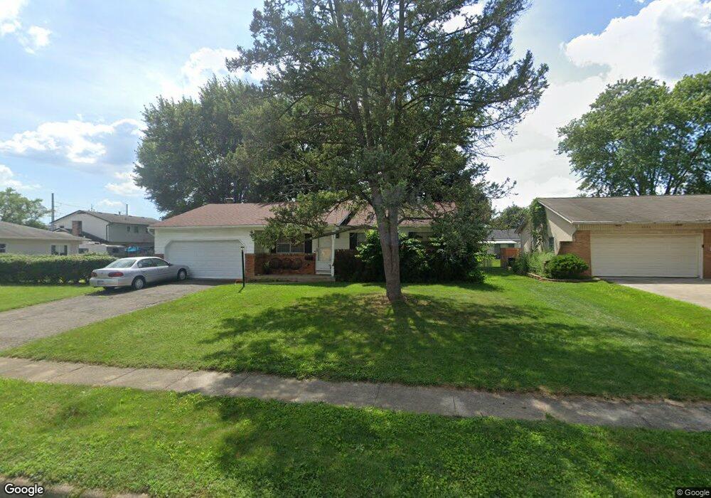 4977 Shadycrest Rd, Columbus, OH 43229 - photo 1