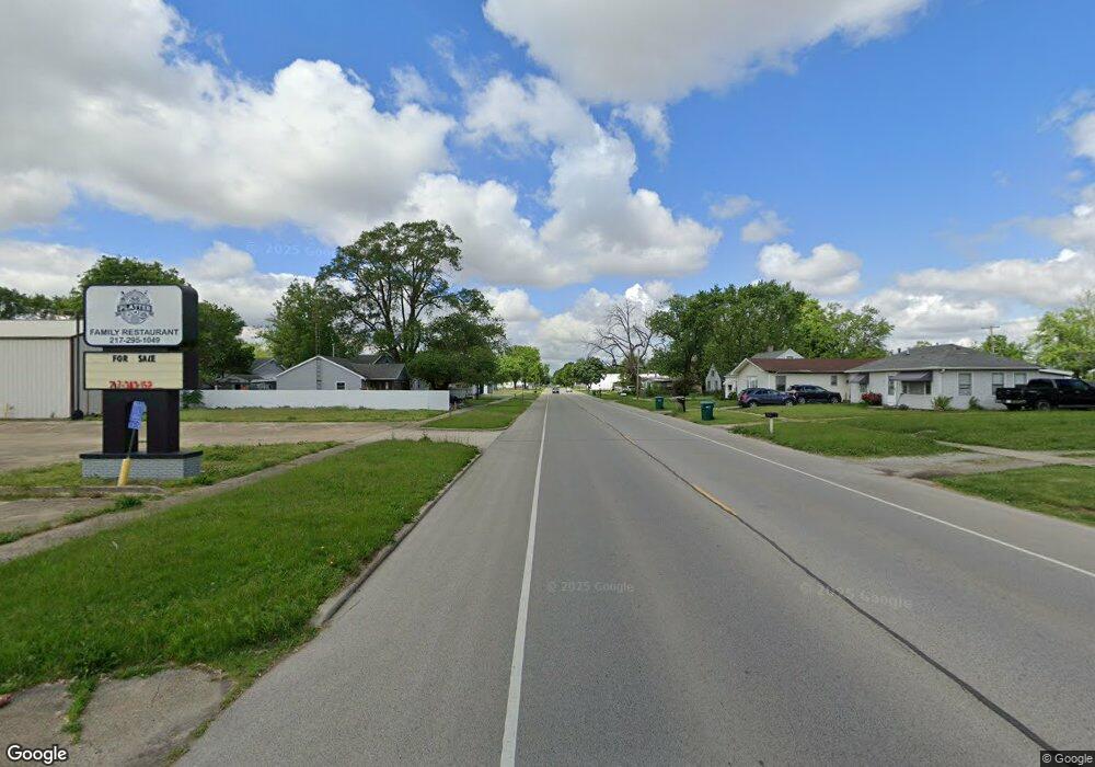 64 Dewitt Ave, Mattoon, IL 61938 - photo 1