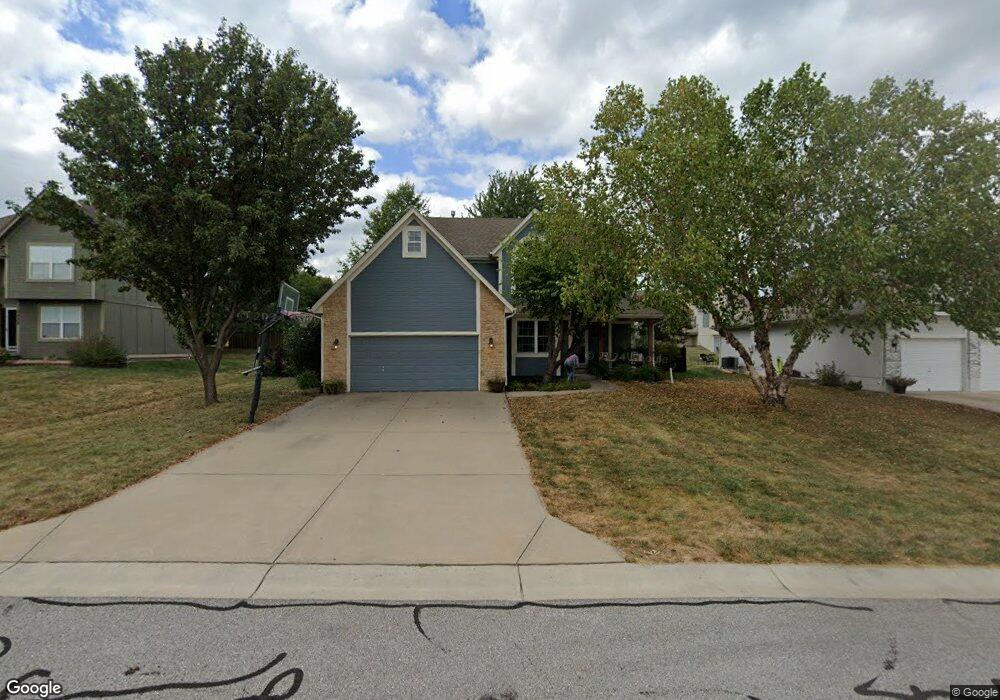4424 SW Rivulet Dr, Lees Summit, MO 64082 - photo 1