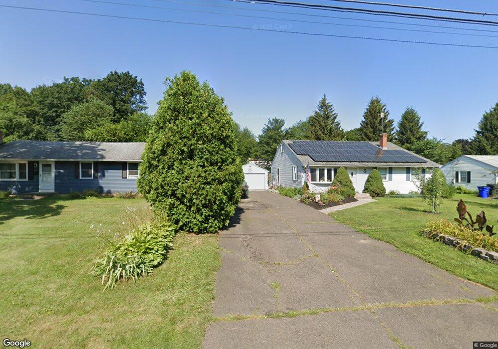 120 Belaire Cir, Windsor Locks, CT 06096 - photo 1