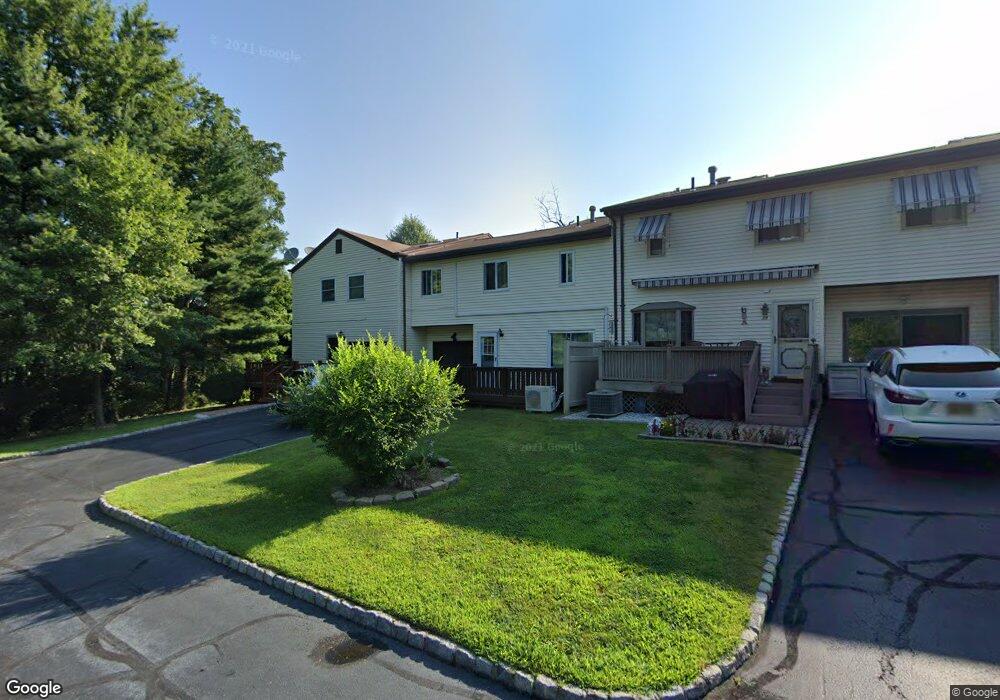 35 Old Middletown Rd, Nanuet, NY 10954 - photo 1